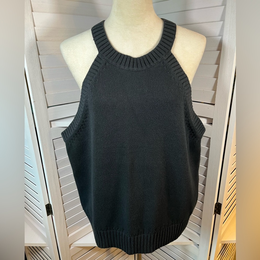 NEW BANANA REPUBLIC SWEATER TOP